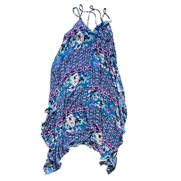 ASTR the Label Blue and Pink Geometric Handkerchief Midi Dress Womens size Small - Picture 2 of 10